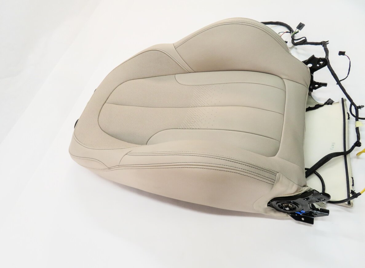 Thumbnail 3: 2018 BMW X1 (F48) PASSENGER - UPPER TOP SPORT SEAT CUSHION (OYSTER LEATHER)