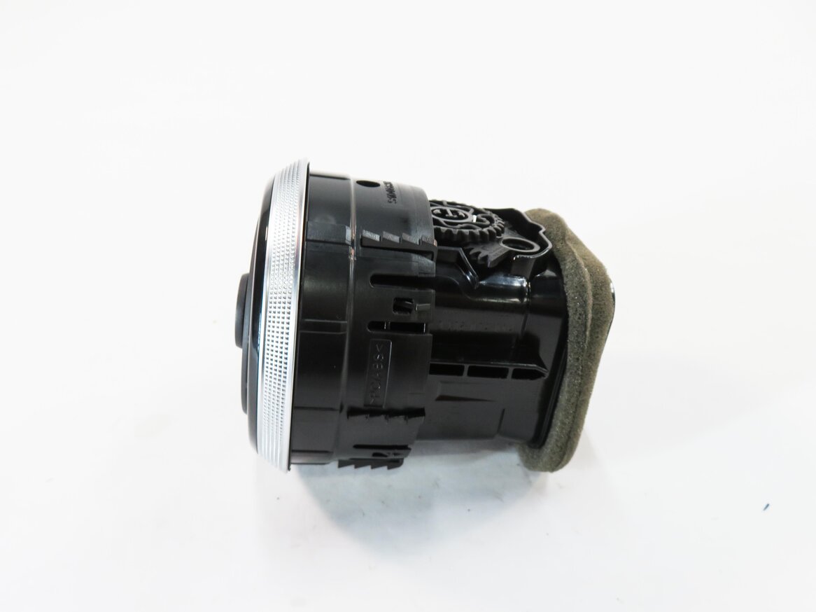 Thumbnail 3: 2016 AUDI A3 (8V) FRONT DASH HEATER A/C AIR VENT
