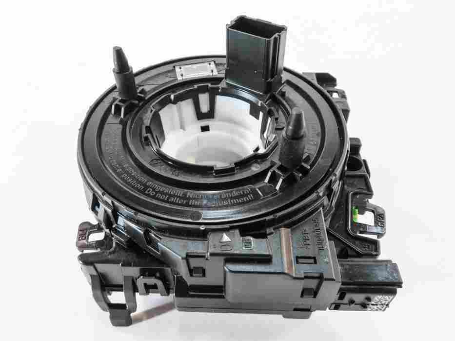 Thumbnail 5: 15-19 VW GOLF AUDI A3 S3 (8V) STEERING COLUMN CLOCKSPRING CLOCK SPRING SLIP RING