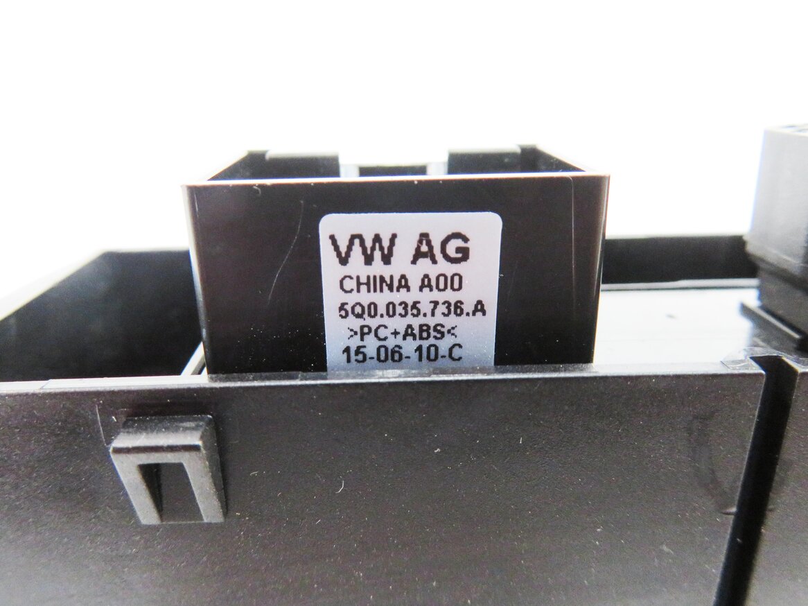 Thumbnail 8: 2016 AUDI A3 (8V) RADIO STEREO MMI AUX AUXILIARY AUDIO IN INPUT JACK w/ USB