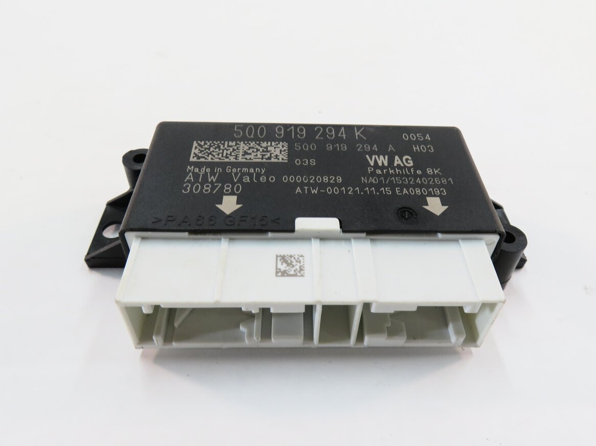 Thumbnail 2: 2016 AUDI A3 (8V) PDC PARK DISTANCE CONTROL MODULE