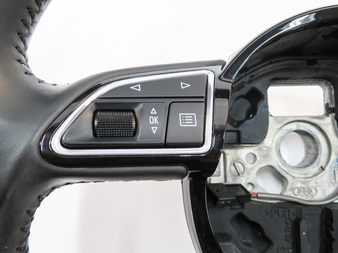 Thumbnail 5: 2015-2016 AUDI A3 (8V) LEFT DRIVER 3-SPOKE STEERING WHEEL (BLACK)