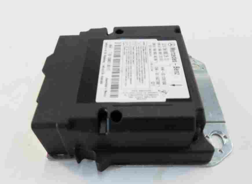 Thumbnail 3: 16-17 MERCEDES GL GLE GLS CLASS X166 SAFETY RESTRAINT BAGG CONTROL MODULE