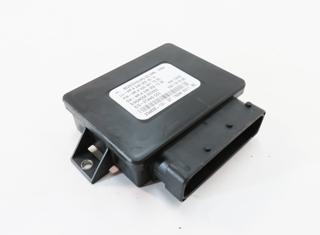 14-19 MERCEDES B250 CLA250 GL350 GL450 GL550 ML350 ML550 - PARKING BRAKE MODULE