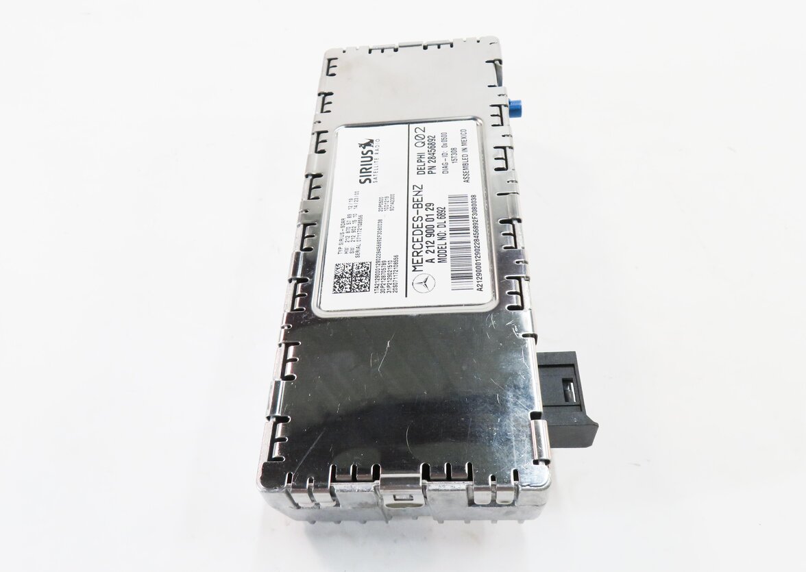 Thumbnail 5: 2016 MERCEDES GL450 (X166) SIRIUS SATELLITE RADIO RECEIVER CONTROL MODULE