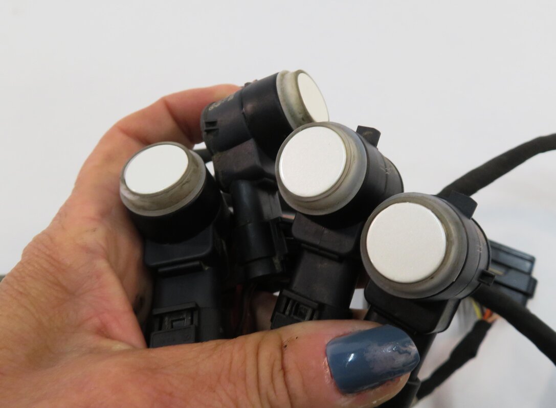 Thumbnail 5: 2016 MERCEDES GL450 (X166) REAR PDC PARK DISTANCE SENSOR SET w/ HARNESS (WHITE)