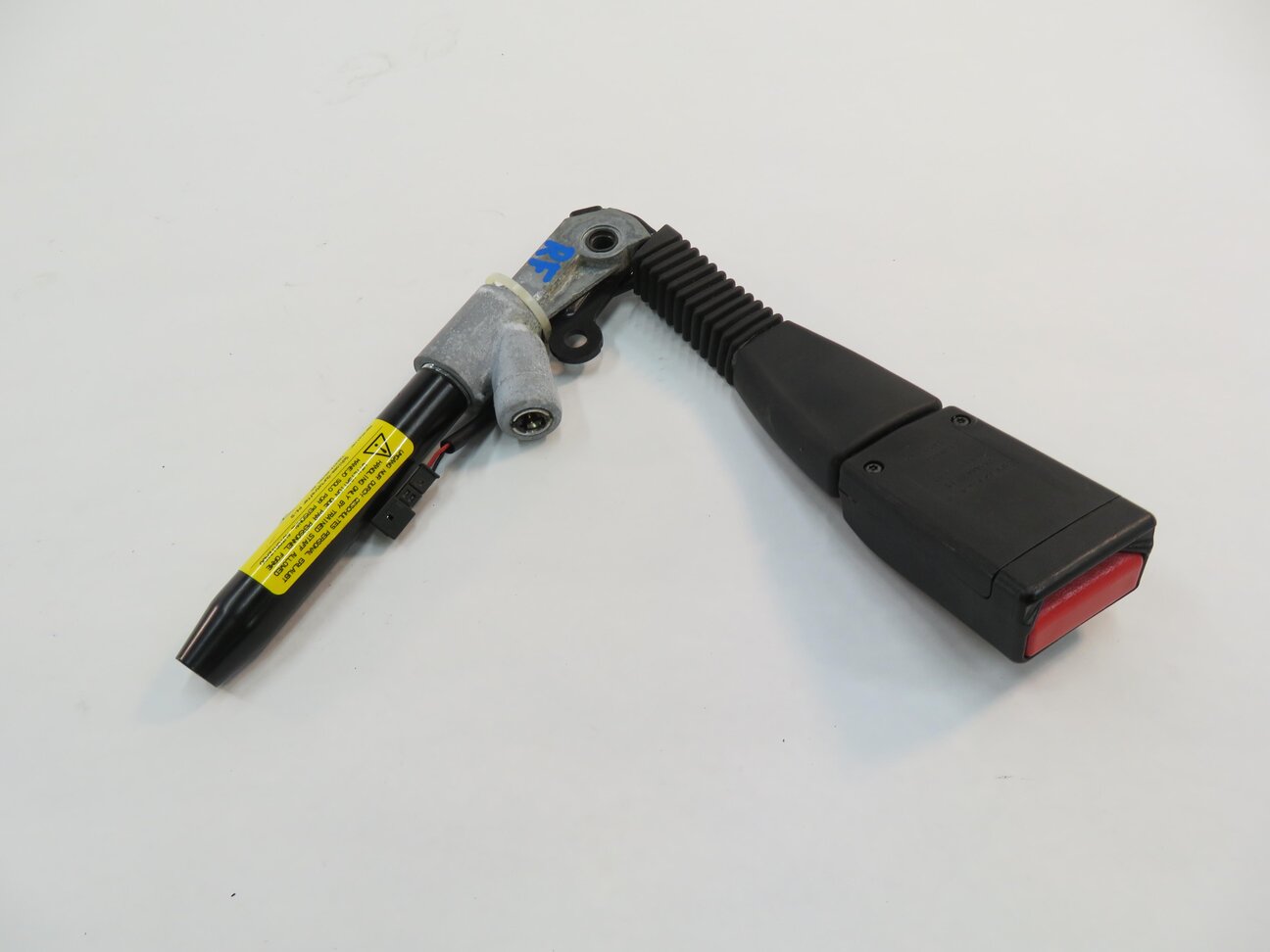 Thumbnail 5: 07-14 BMW X5 X5M X6 X6M (E70 E71) RIGHT FRONT PASSENGER SEATBELT BUCKLE RECEIVER