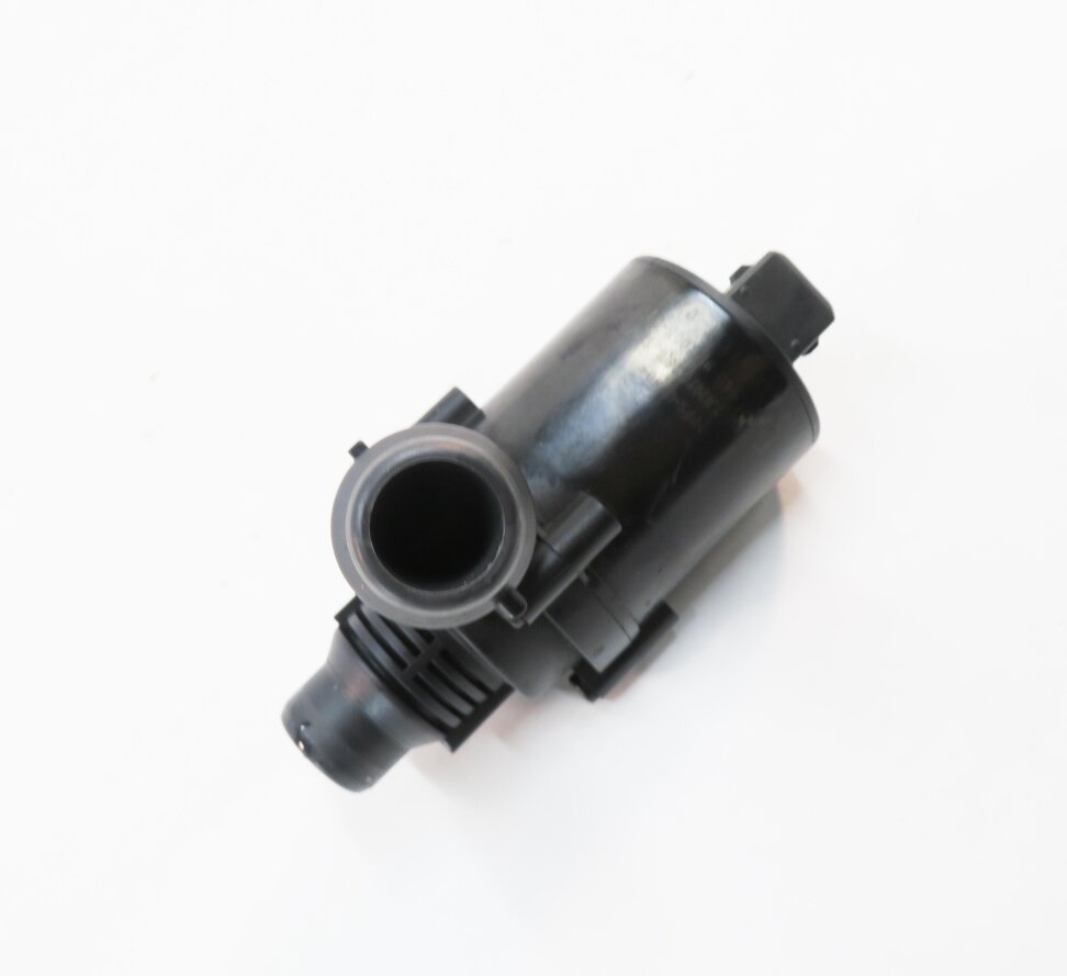 Thumbnail 1: 2011 BMW X5 (E70) 3.0L M57Y DIESEL ENGINE - AUX AUXILIARY WATER PUMP