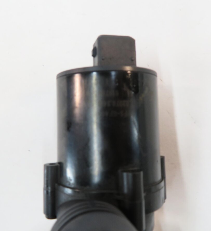 Thumbnail 7: 2011 BMW X5 (E70) 3.0L M57Y DIESEL ENGINE - AUX AUXILIARY WATER PUMP