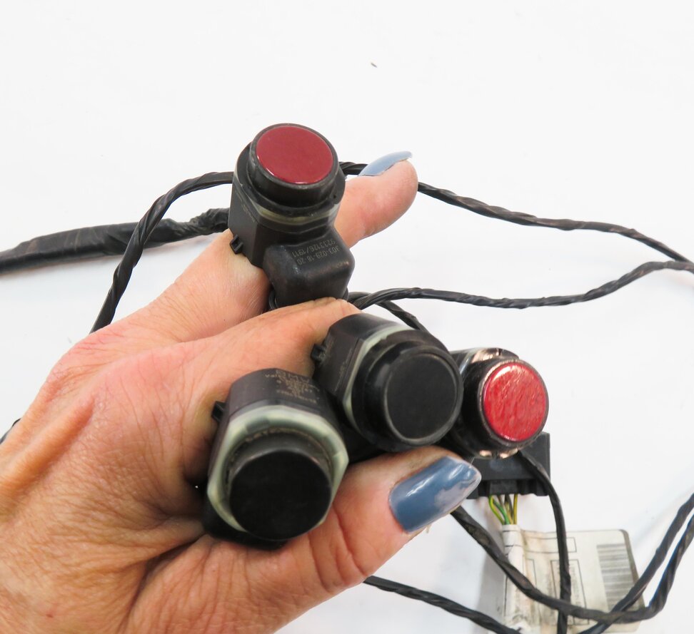 Thumbnail 6: 2011 BMW X5 (E70) REAR PDC PARK DISTANCE SENSOR SET w/ HARNESS (VERMILION RED)