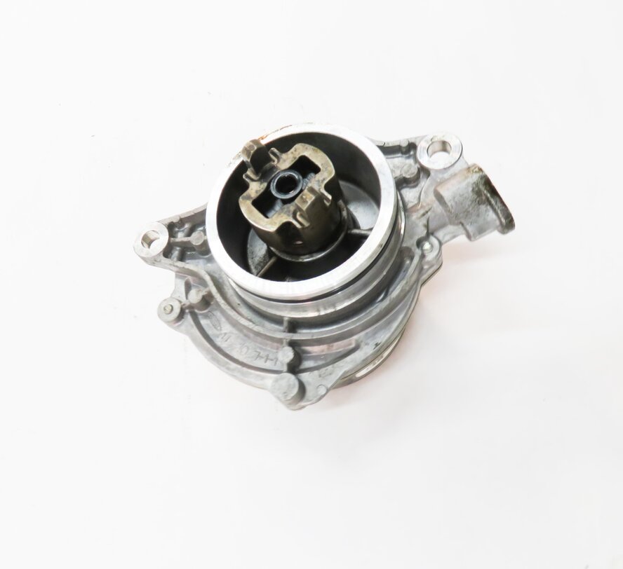 Thumbnail 4: 09-13 BMW X5 335D (E70 E90) 3.0L M57Y TURBO DIESEL ENGINE - BRAKE VACUUM PUMP
