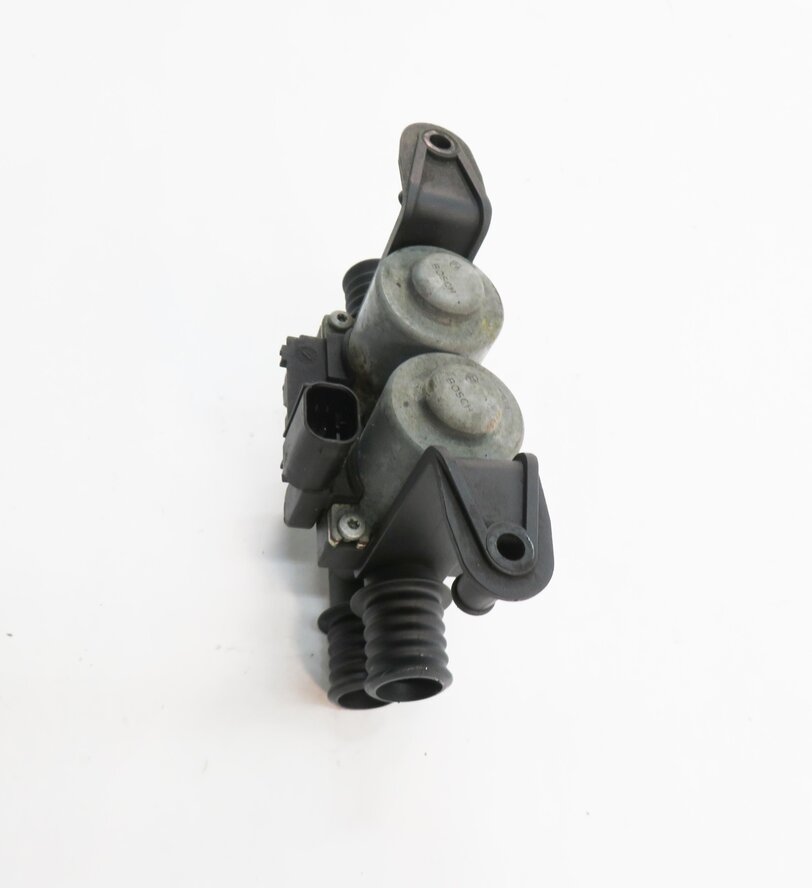 Thumbnail 4: 2011 BMW X5 (E70) 3.0L M57Y DIESEL ENGINE - WATER HEATER CONTROL VALVE SOLENOID