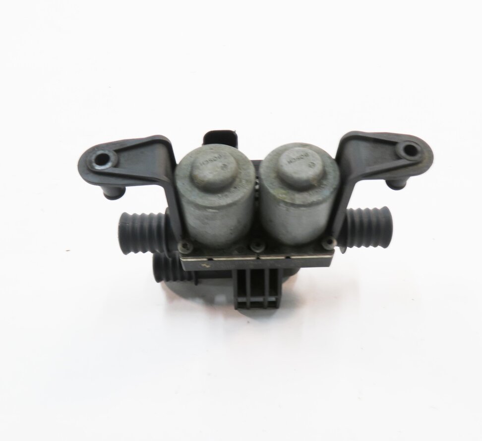 Thumbnail 5: 2011 BMW X5 (E70) 3.0L M57Y DIESEL ENGINE - WATER HEATER CONTROL VALVE SOLENOID