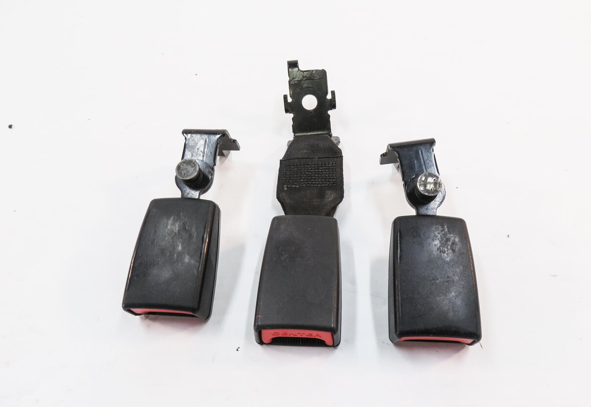 Thumbnail 2: 2011 BMW X5 (E70) REAR 2nd SECOND ROW SEAT SEATBELT BUCKLE RECEIVER SET-3