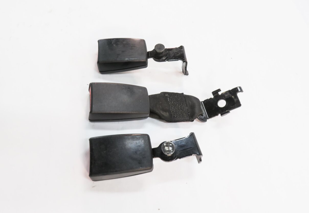 Thumbnail 3: 2011 BMW X5 (E70) REAR 2nd SECOND ROW SEAT SEATBELT BUCKLE RECEIVER SET-3