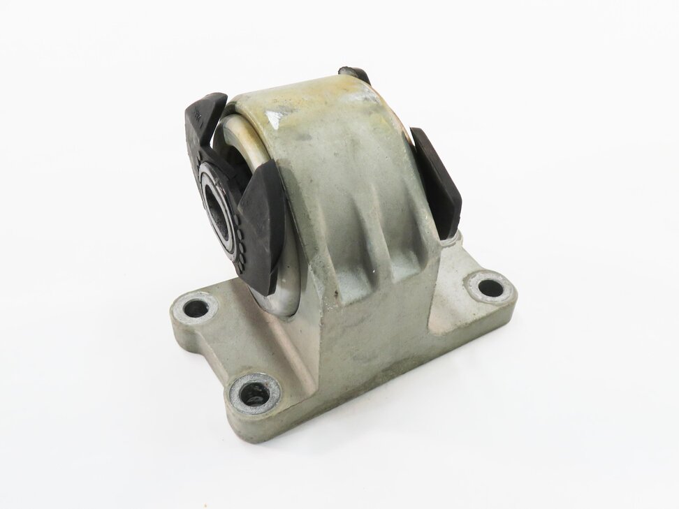 2012 RANGE ROVER SPORT (L320) 5.0L AJ133 V8 ENGINE - TRANSMISSION MOUNT BRACKET