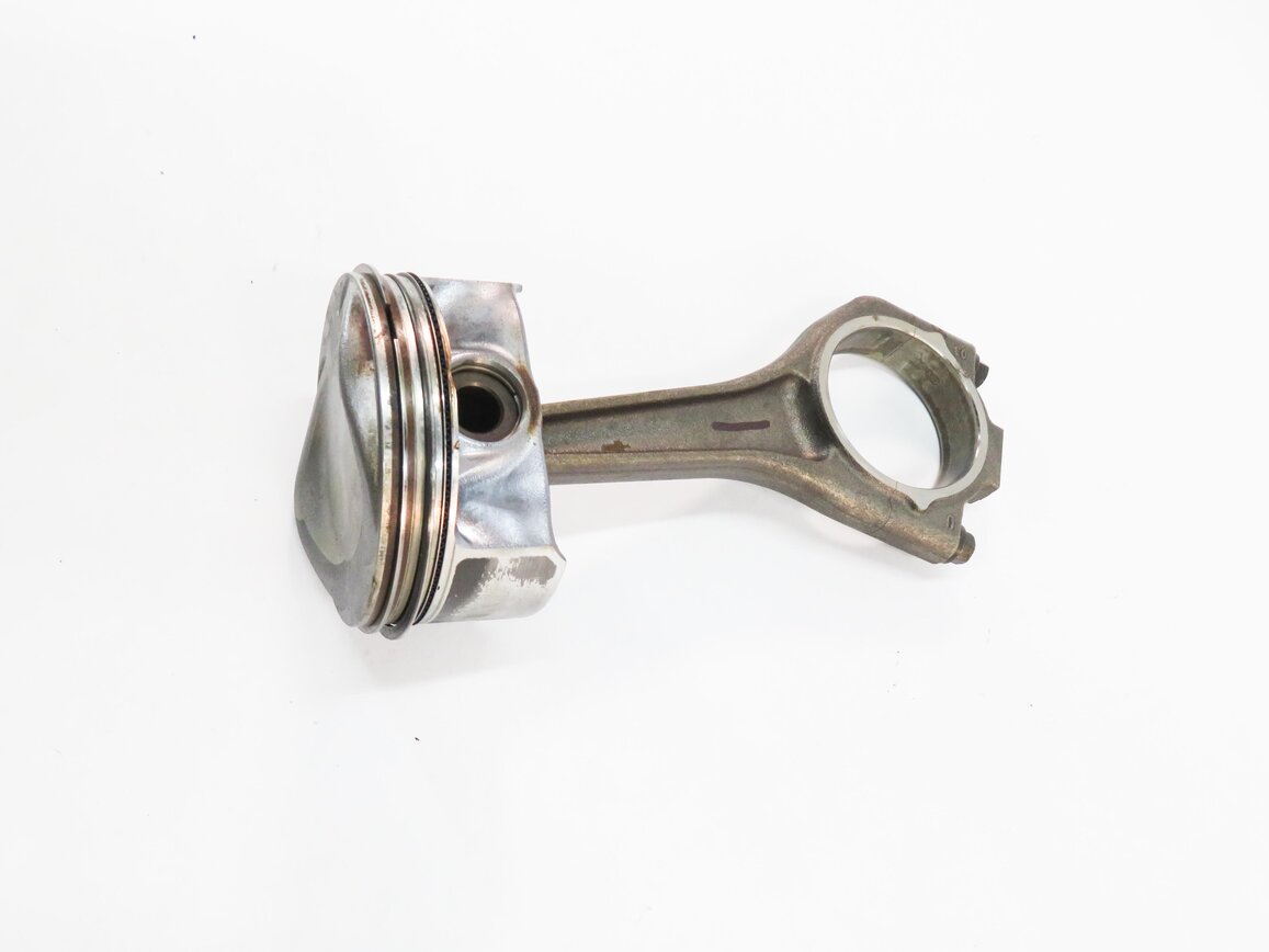 Thumbnail 5: 2012 RANGE ROVER SPORT (L320) 5.0L AJ133 V8 ENGINE - RIGHT PISTON w/ ROD