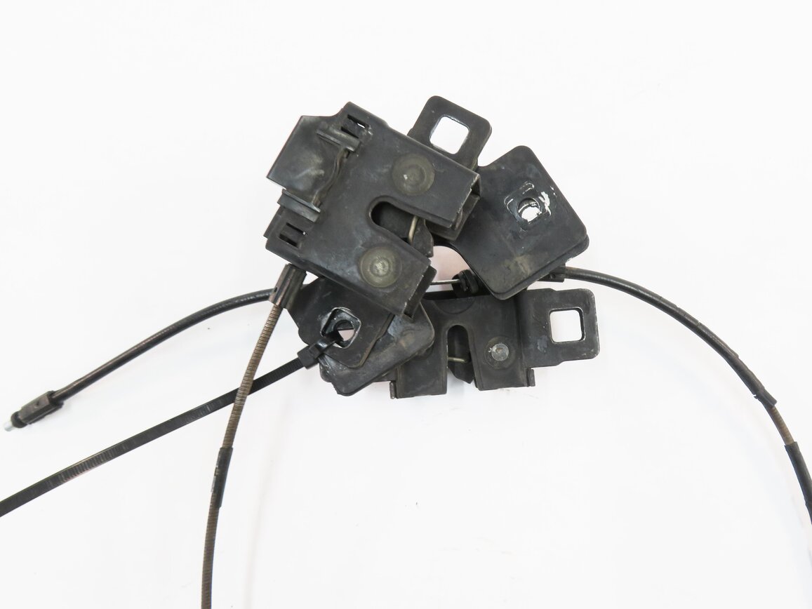 Thumbnail 6: 2012 RANGE ROVER SPORT (L320) FRONT LEFT & RIGHT LOWER HOOD LOCK LATCH SET-2