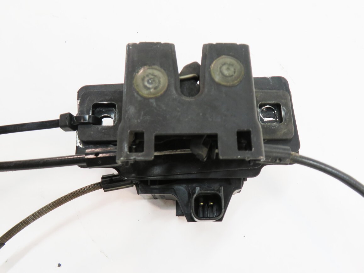 Thumbnail 7: 2012 RANGE ROVER SPORT (L320) FRONT LEFT & RIGHT LOWER HOOD LOCK LATCH SET-2