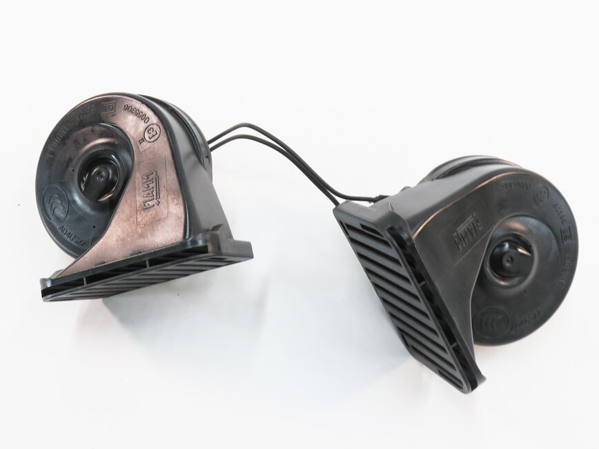 Thumbnail 3: 2010-2016 LR4 RANGE ROVER SPORT (L320) HIGH & LOW TONE SAFETY HORN SET