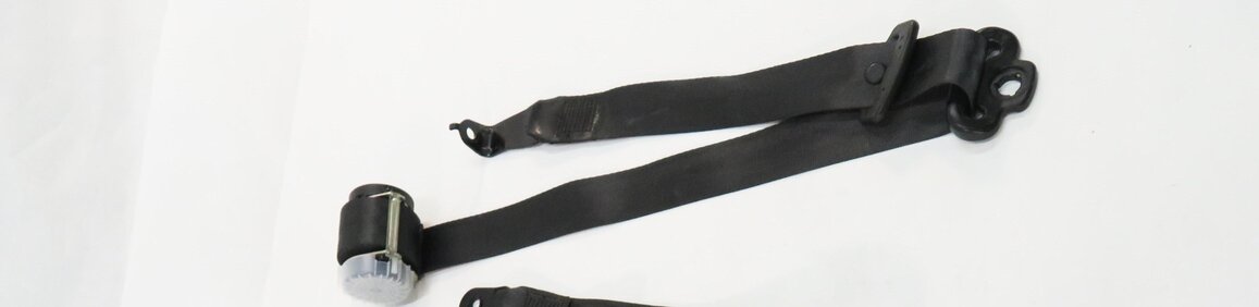 Thumbnail 3: 2012 RANGE ROVER SPORT (L320) LEFT REAR 2nd ROW SEAT SEATBELT RETRACTOR (BLACK)