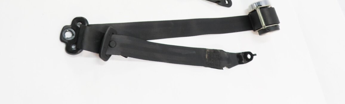 Thumbnail 2: 2012 RANGE ROVER SPORT (L320) RIGHT REAR 2nd ROW SEAT SEATBELT RETRACTOR (BLACK)