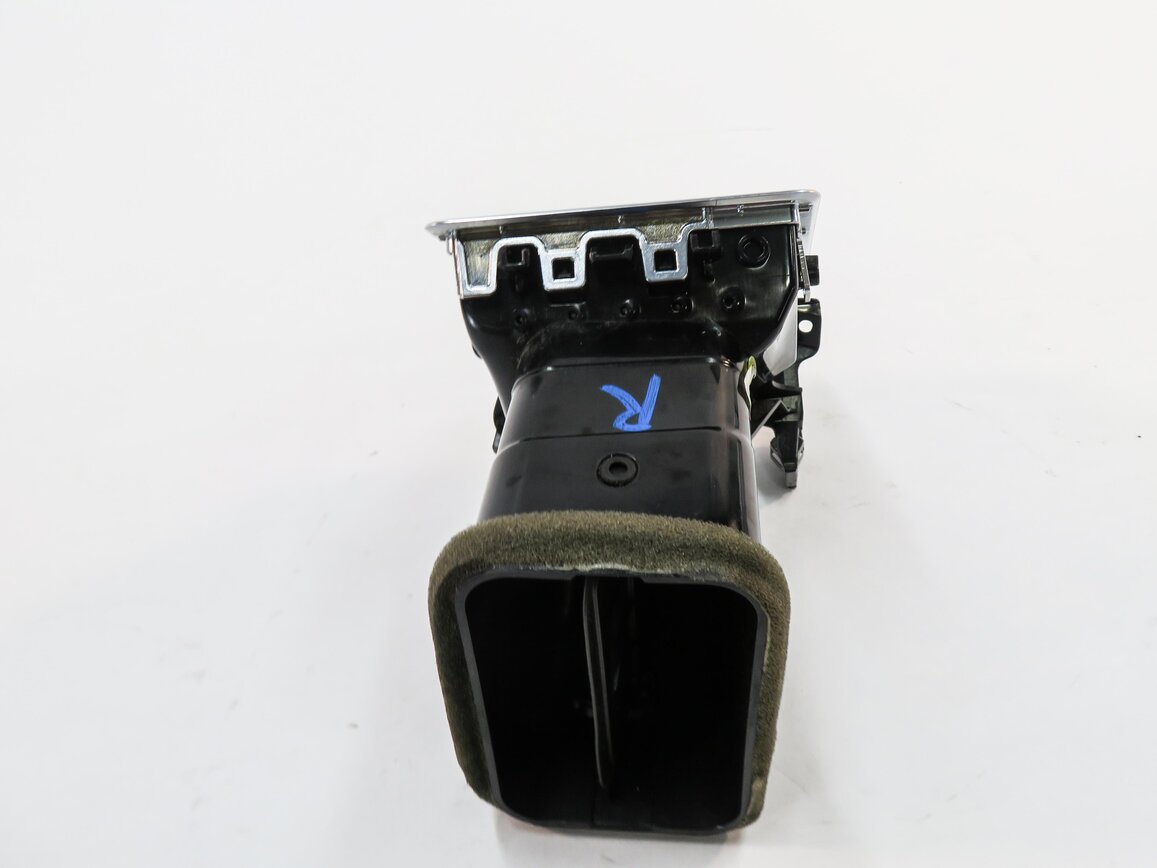 Thumbnail 5: 2012 RANGE ROVER SPORT (L320) RIGHT FRONT PASSENGER OUTER HEATER A/C AIR VENT