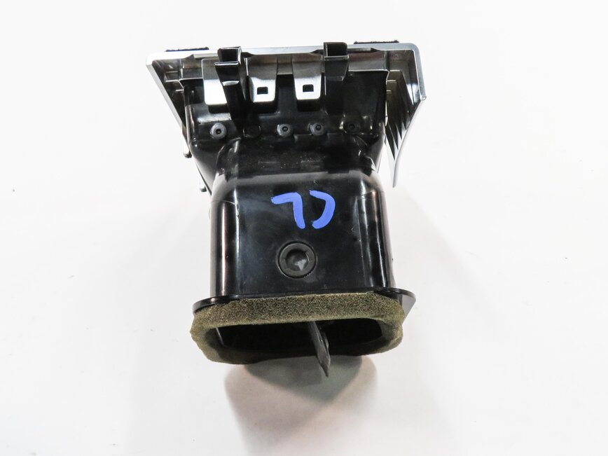 Thumbnail 5: 2012 RANGE ROVER SPORT (L320) LEFT FRONT DRIVER INNER CENTER HEATER A/C AIR VENT