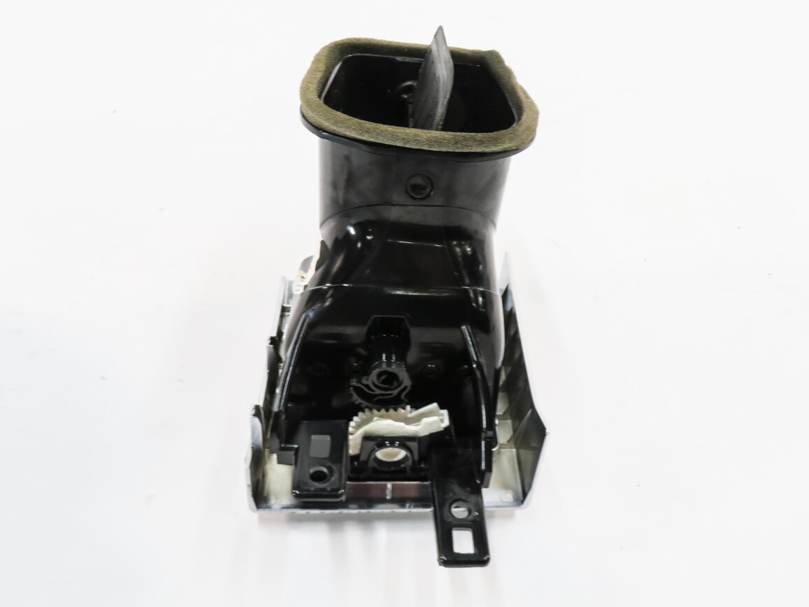 Thumbnail 6: 2012 RANGE ROVER SPORT (L320) LEFT FRONT DRIVER INNER CENTER HEATER A/C AIR VENT