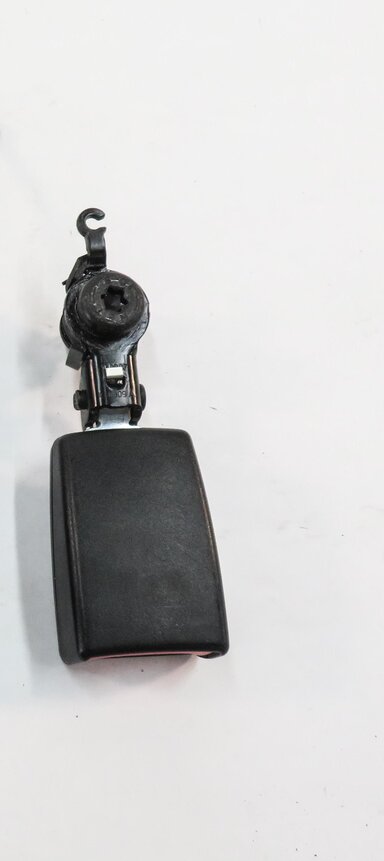 Thumbnail 1: 2012 RANGE ROVER SPORT (L320) RIGHT REAR 2nd ROW SEAT SEATBELT BUCKLE RECEIVER