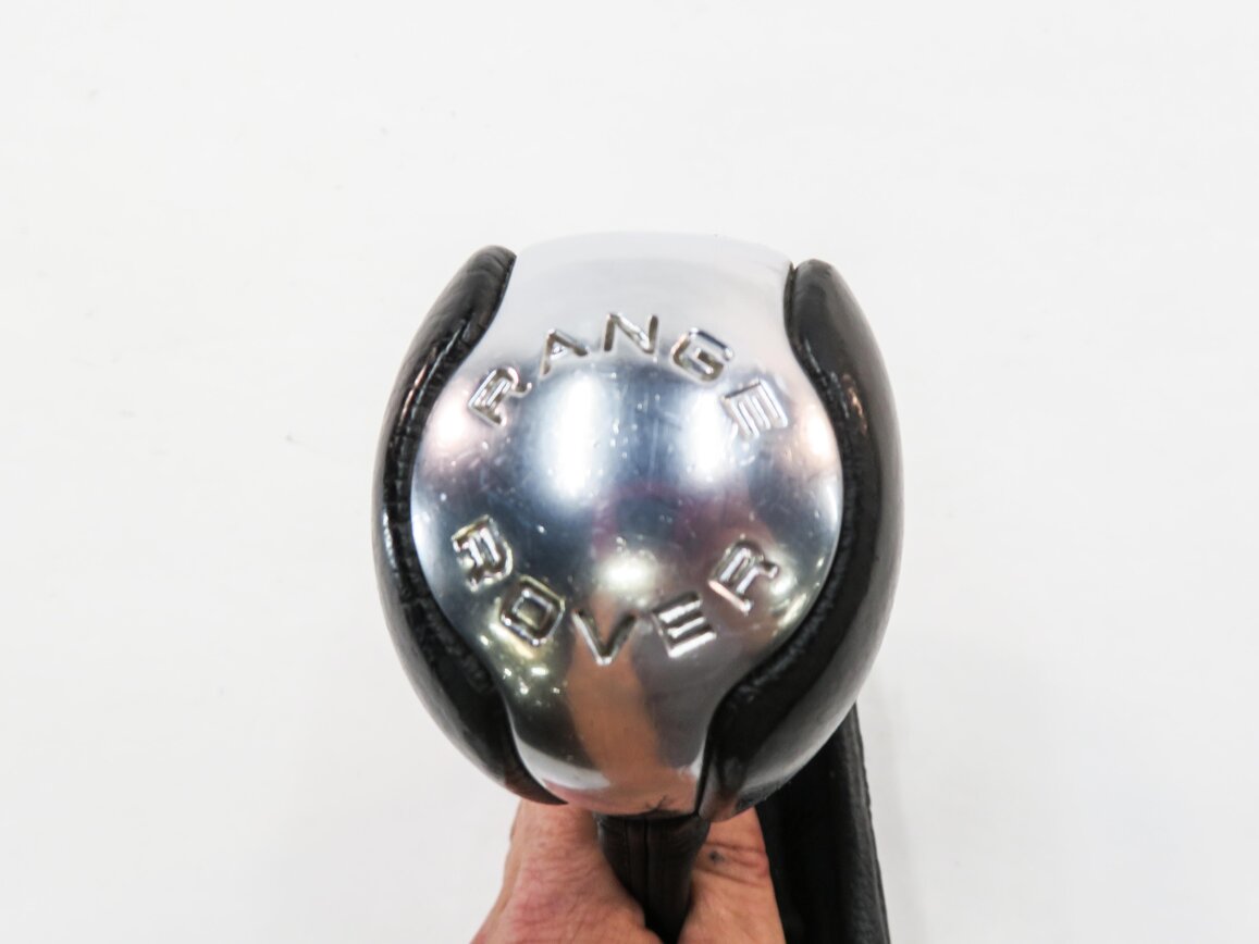 Thumbnail 4: 2012 RANGE ROVER SPORT (L320) TRANSMISSION GEAR SHIFTER SHIFT KNOB w/ BOOT