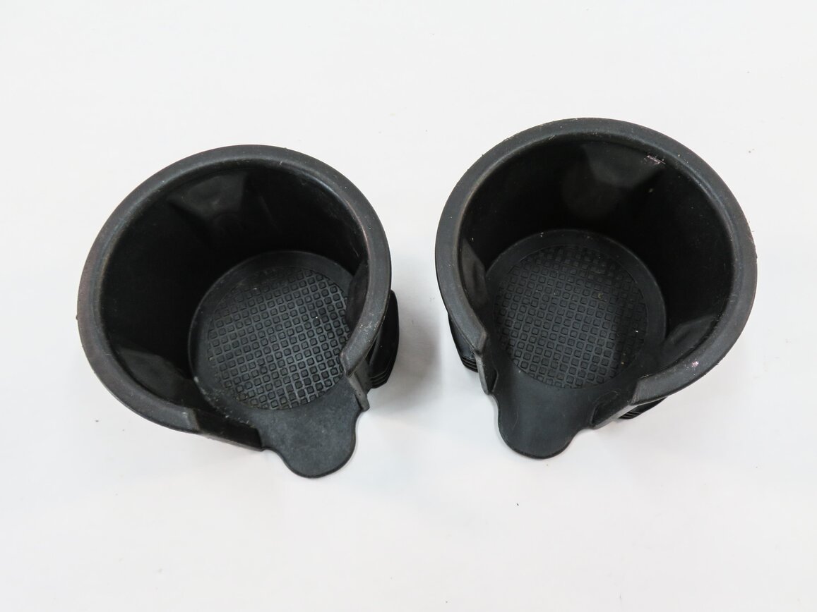 Thumbnail 1: 2012 RANGE ROVER SPORT (L320) FRONT CENTER CONSOLE CUP HOLDER INSERT TRIM SET