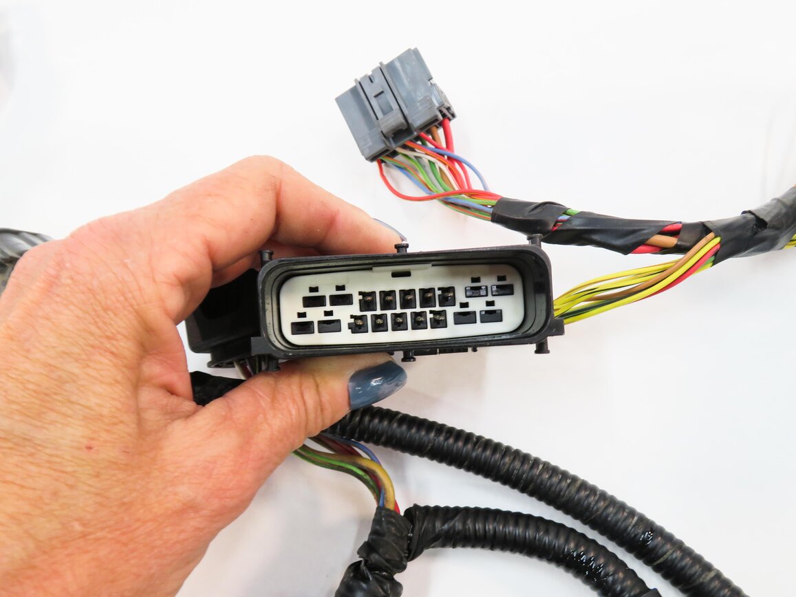 Thumbnail 8: 2012 RANGE ROVER SPORT (L320) 5.0L AJ133 V8 ENGINE TRANSMISSION WIRING HARNESS
