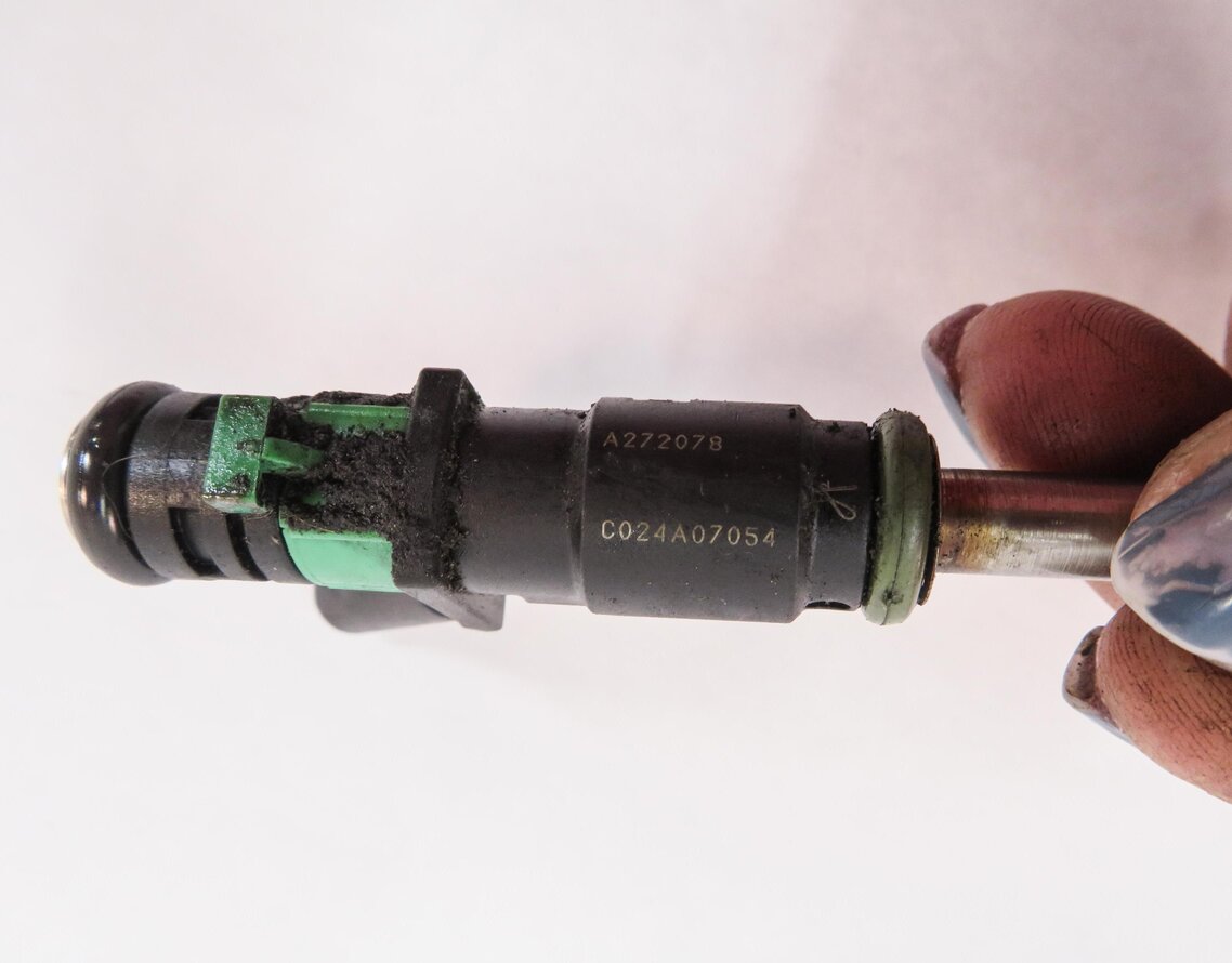 Thumbnail 8: 10-13 MERCEDES C300 C350 E350 GLK350 S400 (W204 W211 X204) FUEL INJECTOR SET-6