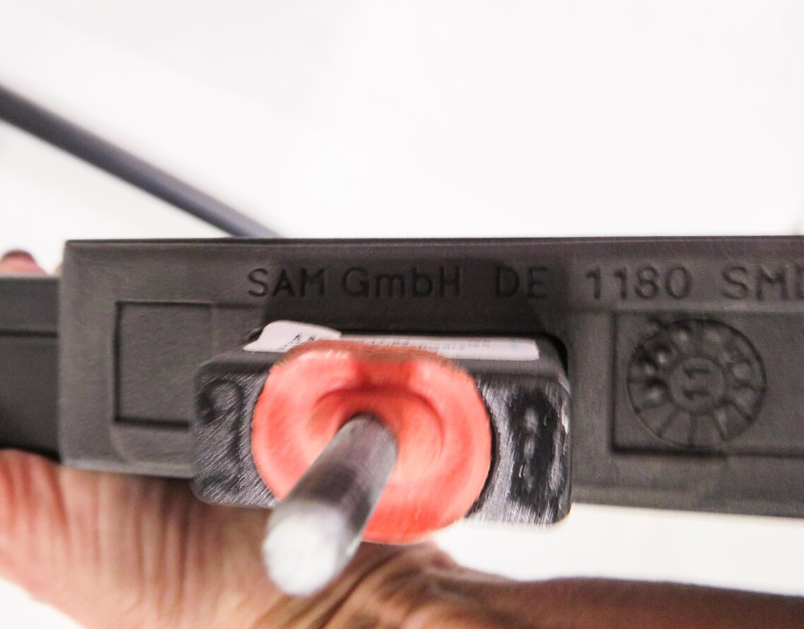 Thumbnail 6: 2012 MERCEDES BENZ GLK350 (X204) LEFT & RIGHT ROOF RACK RAIL SET-2