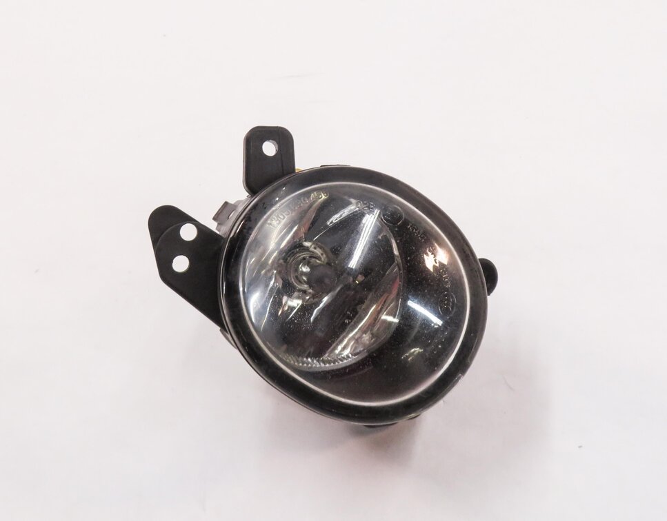 Thumbnail 1: 2006-2013 MERCEDES C300 C350 GL320 GL450 GL550 ML320 ML350 - RIGHT FOGLIGHT LAMP