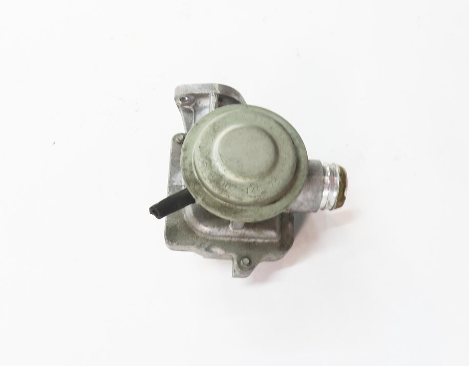 Thumbnail 3: 2012 MERCEDES GLK350 (X204) 3.5L M272.9 ENGINE - LEFT AIR INJECTION CHECK VALVE