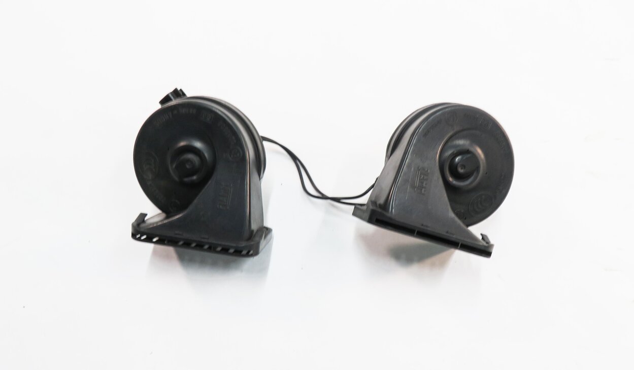 Thumbnail 2: 2010-2016 LAND ROVER LR4 - RANGE ROVER SPORT (L320) HIGH & LOW TONE HORN SET-2