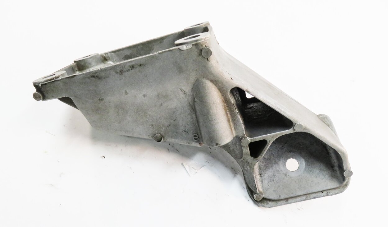 Thumbnail 8: 2011 RANGE ROVER SPORT (L320) 5.0L AJ133 V8 ENGINE - MOTOR MOUNT BRACKET SET-2