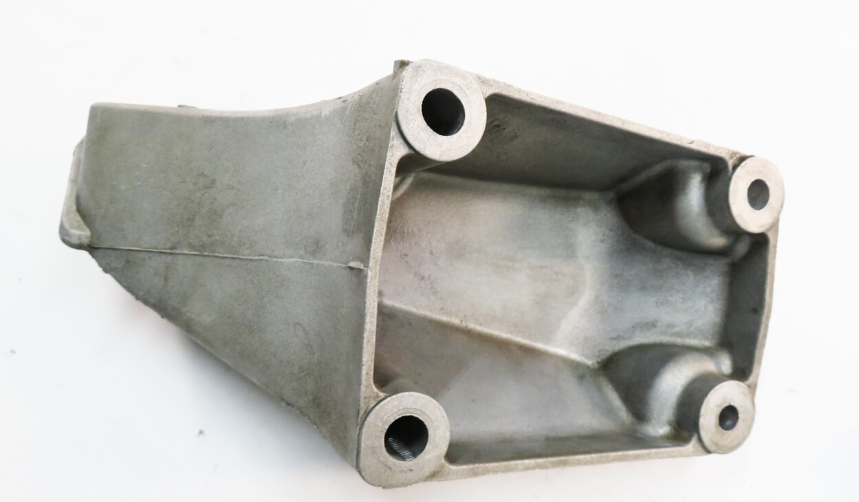 Thumbnail 9: 2011 RANGE ROVER SPORT (L320) 5.0L AJ133 V8 ENGINE - MOTOR MOUNT BRACKET SET-2