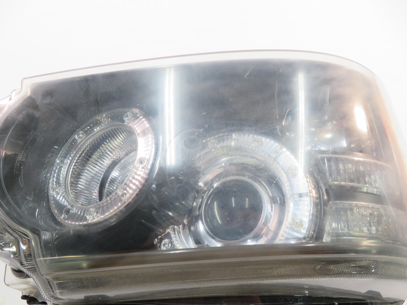 Thumbnail 4: 10-11 RANGE ROVER SPORT (L320) RIGHT PASSENGER HID ADAPTIVE XENON HEADLIGHT LAMP