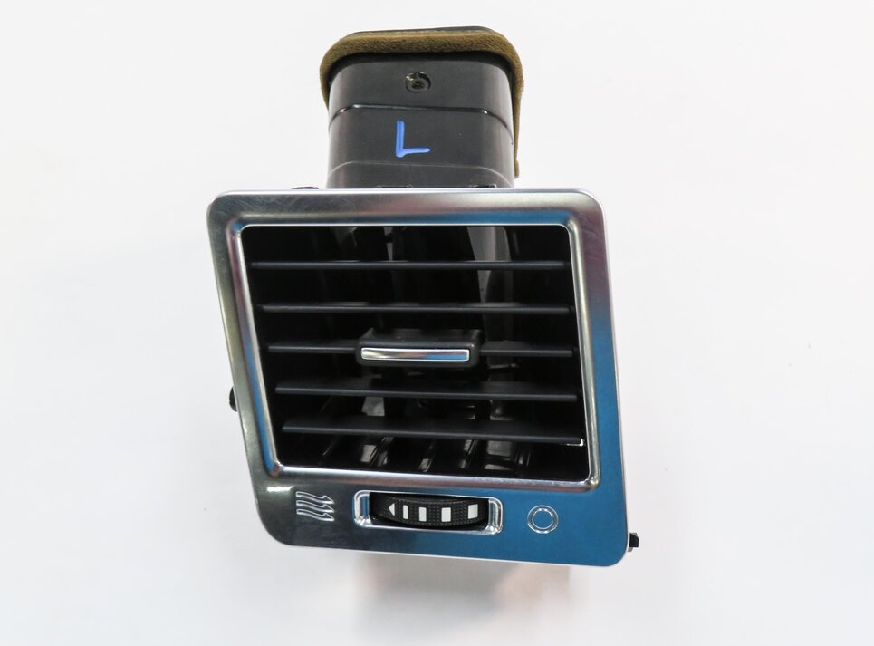 Thumbnail 2: 2011 RANGE ROVER SPORT (L320) LEFT FRONT DRIVER DASH OUTER HEATER A/C AIR VENT