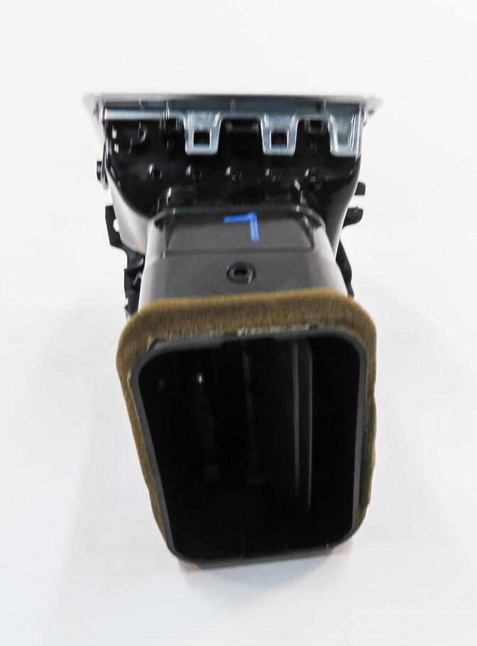 Thumbnail 5: 2011 RANGE ROVER SPORT (L320) LEFT FRONT DRIVER DASH OUTER HEATER A/C AIR VENT