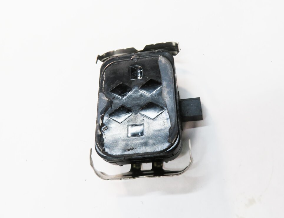 Thumbnail 3: 2010-2016 LR2 LR4 RANGE ROVER SPORT (L320 L322) WINDSHIELD WIPER RAIN SENSOR
