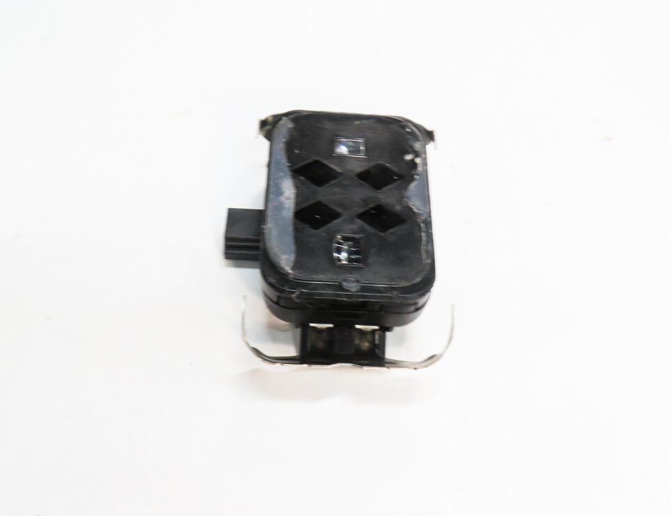 Thumbnail 4: 2010-2016 LR2 LR4 RANGE ROVER SPORT (L320 L322) WINDSHIELD WIPER RAIN SENSOR