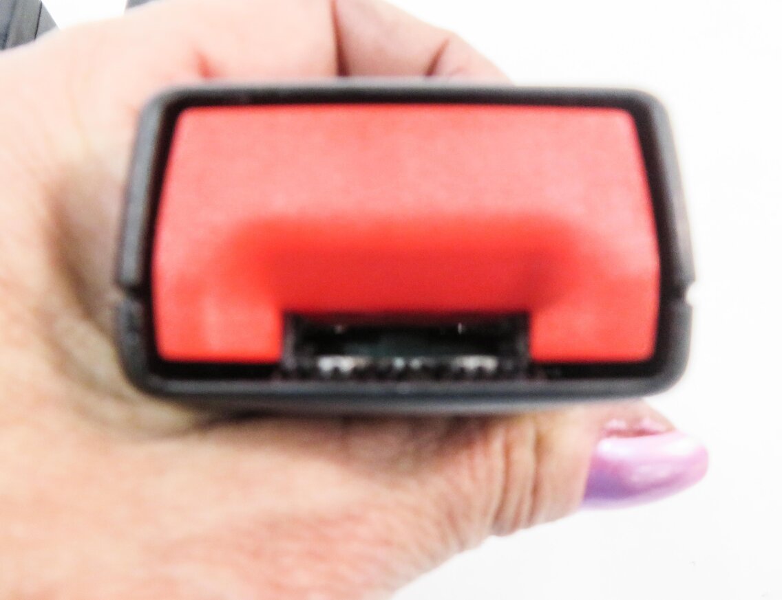 Thumbnail 6: 2011 RANGE ROVER SPORT (L320) REAR 2nd ROW SEAT SEATBELT BUCKLE RECEIVER SET