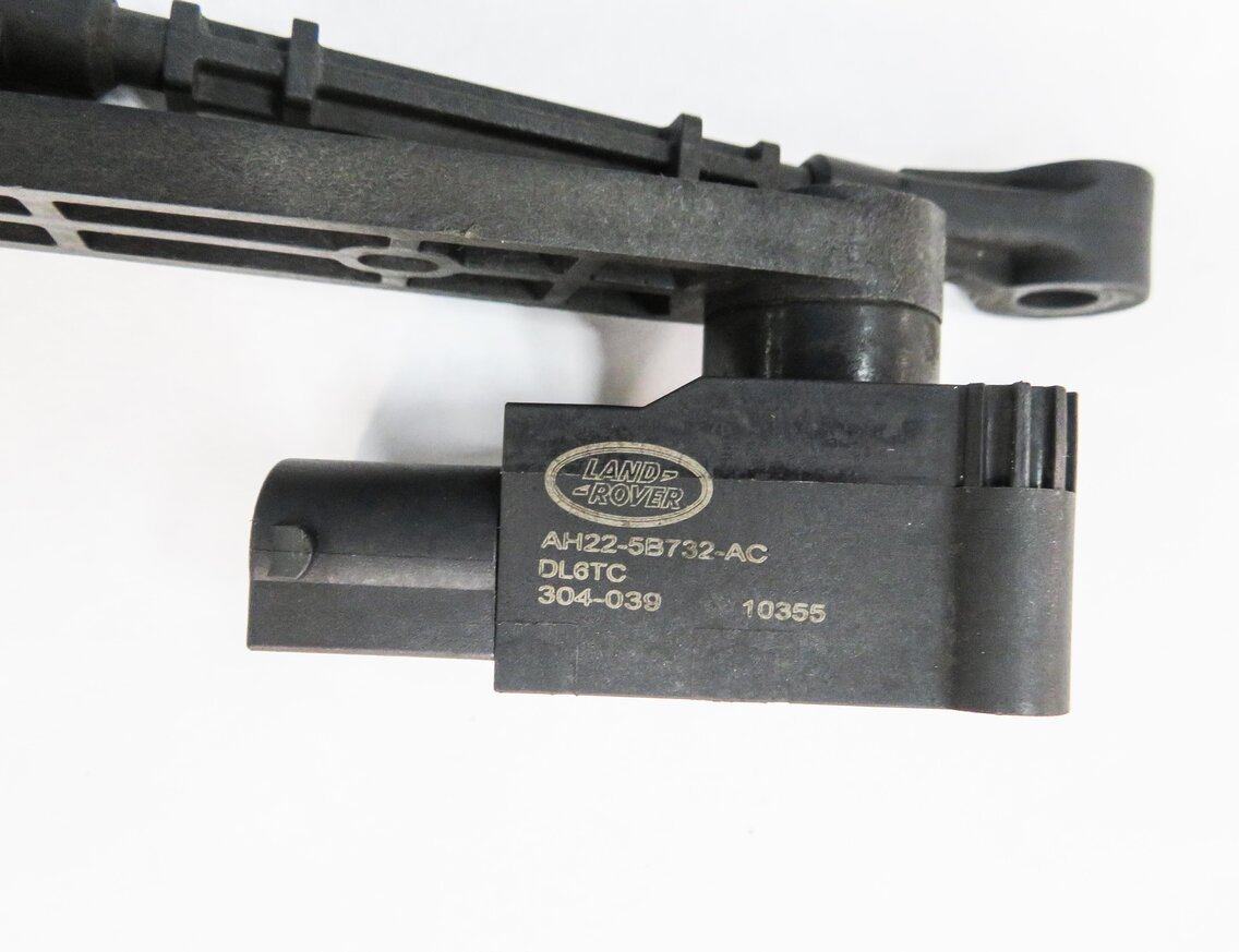 Thumbnail 7: 11 RANGE ROVER SPORT (L320) RIGHT PASSENGER REAR SUSPENSION HEIGHT LEVEL SENSOR