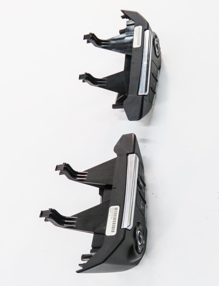 Thumbnail 4: 2011 RANGE ROVER SPORT (L320) STEERING WHEEL CRUISE CONTROL SWITCH BUTTON SET