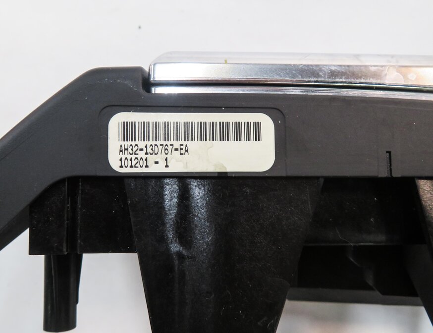 Thumbnail 8: 2011 RANGE ROVER SPORT (L320) STEERING WHEEL CRUISE CONTROL SWITCH BUTTON SET