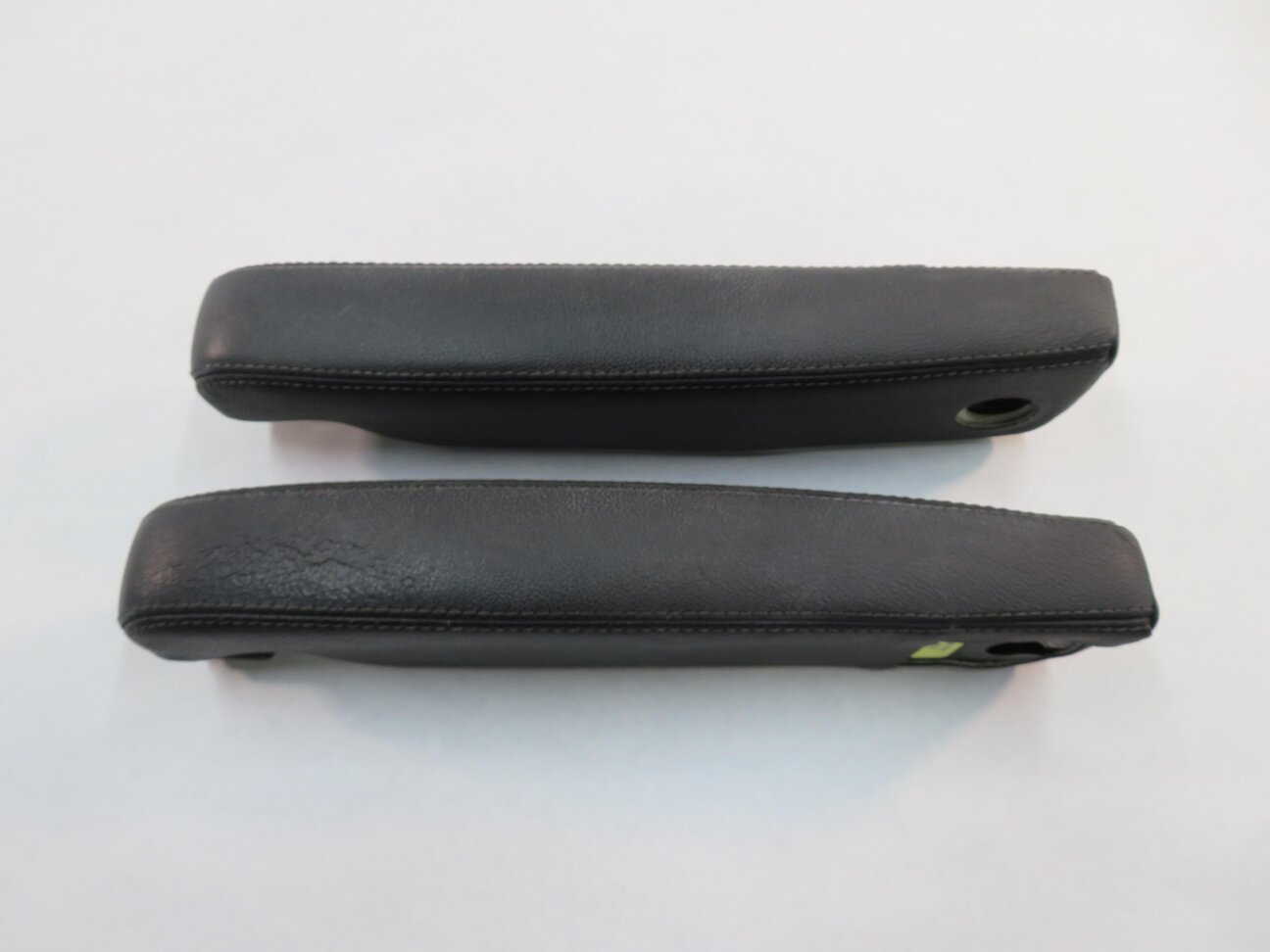 Thumbnail 2: 2011 RANGE ROVER SPORT (L320) FRONT LEFT & RIGHT SEAT ARMREST SET (EBONY BLACK)